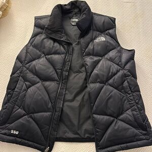 North Face winter vest- size Large
